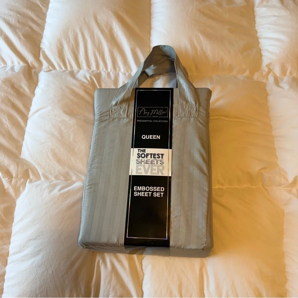 Amy Miller Home Queen Embossed Sheet Set - Grey, NWT
